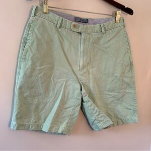 Peter Millar Green Flat Front Shorts men’s sz 32 see pics for stains
